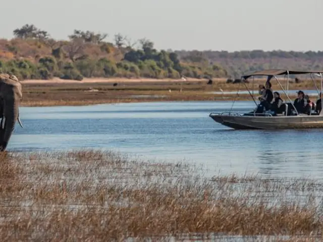 Zimbabwe & Botswana: Chobe, Hwange & Lake Kariba