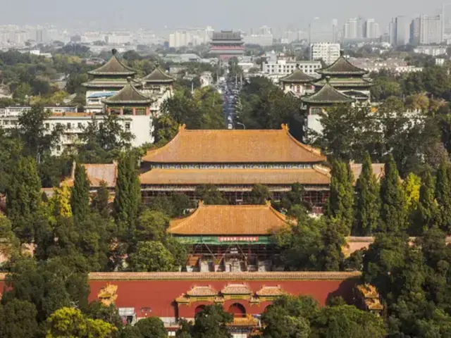 China: Big Cities & Iconic Culture