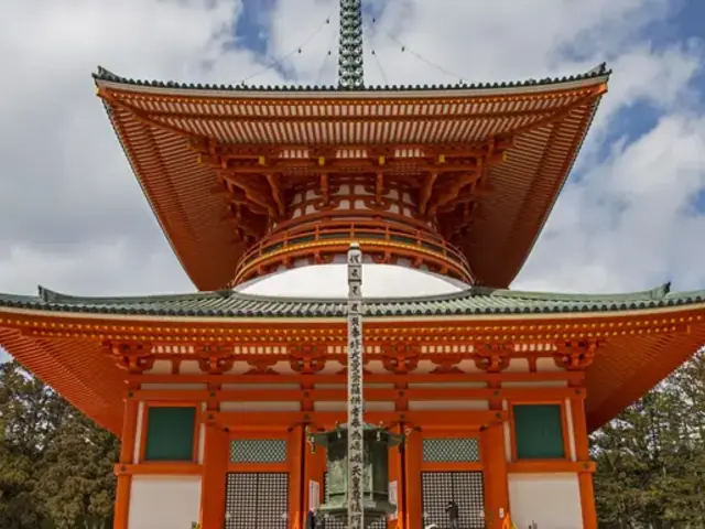 Korea & Japan Encompassed