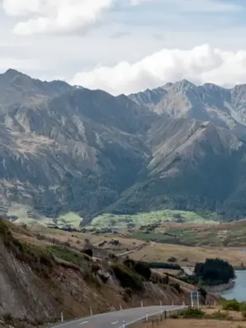 Australia and New Zealand: Surf, Sun & Epic Parks