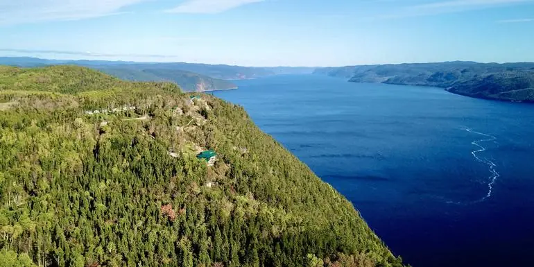 Northern Quebec: Summer Lodge Escape