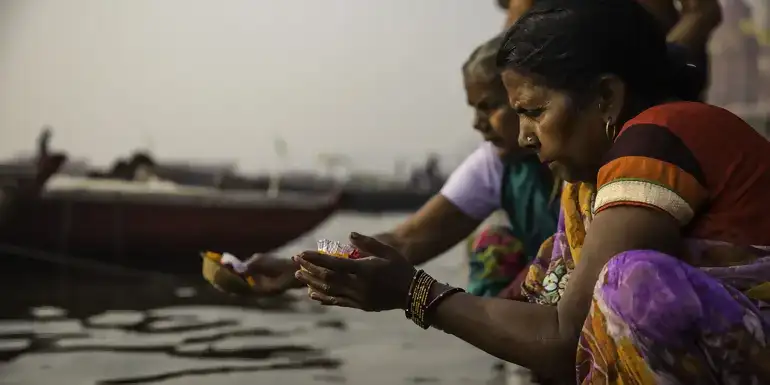 Varanasi to Kathmandu: Temples, Trails & Himalayan Hikes