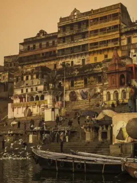 India & Nepal on a Budget: Varanasi to Kathmandu