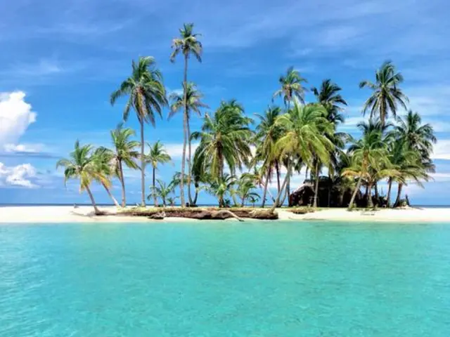 Panama: Sandy Beaches & San Blas Sunsets