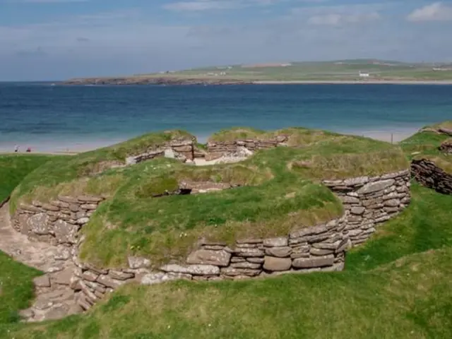 The Scottish Isles: An Expedition Through History & Highlands