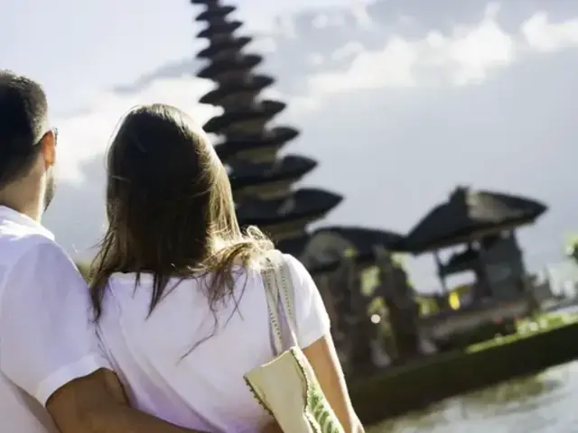 Bali Unplugged: Surf, Sunrise & Village Vibes