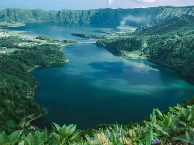 Classic Portugal: Mainland & Azores Adventure