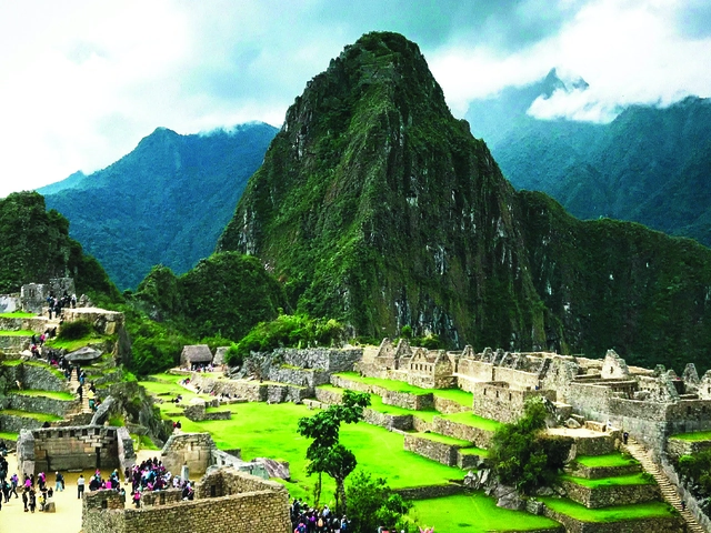 Machu Picchu & Galapagos Wonders featuring a 4-Night Cruise
