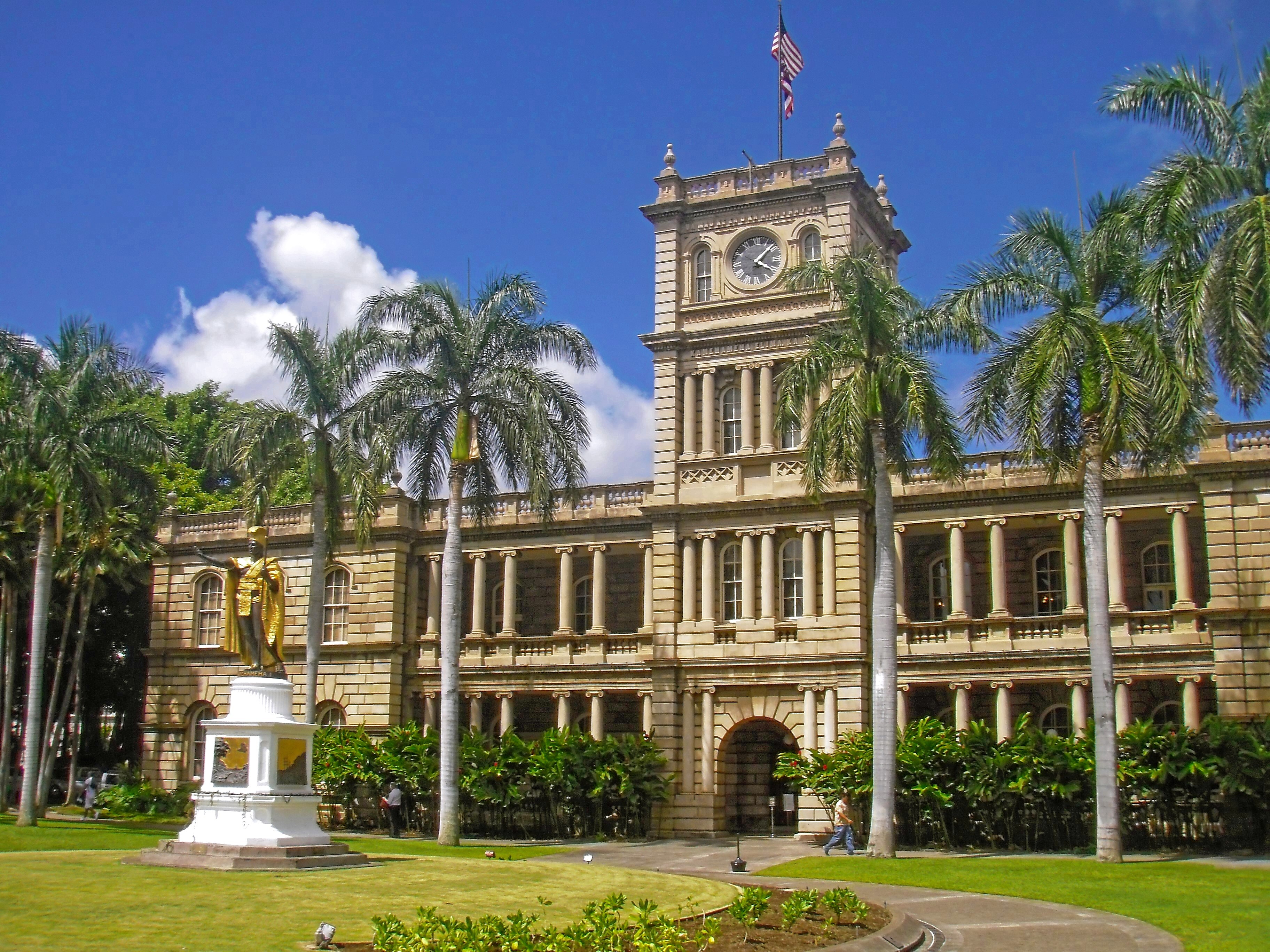 Grand Hawaiian Adventure  Four Islands featuring O'ahu, Big Island, Maui and Kauai