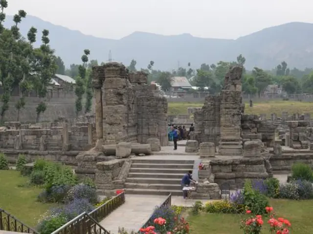 Golden Triangle & Kashmir Horizons