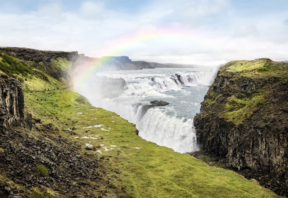 Iceland’s Midnight Sun: Glaciers, Geysers, and the Golden Circle