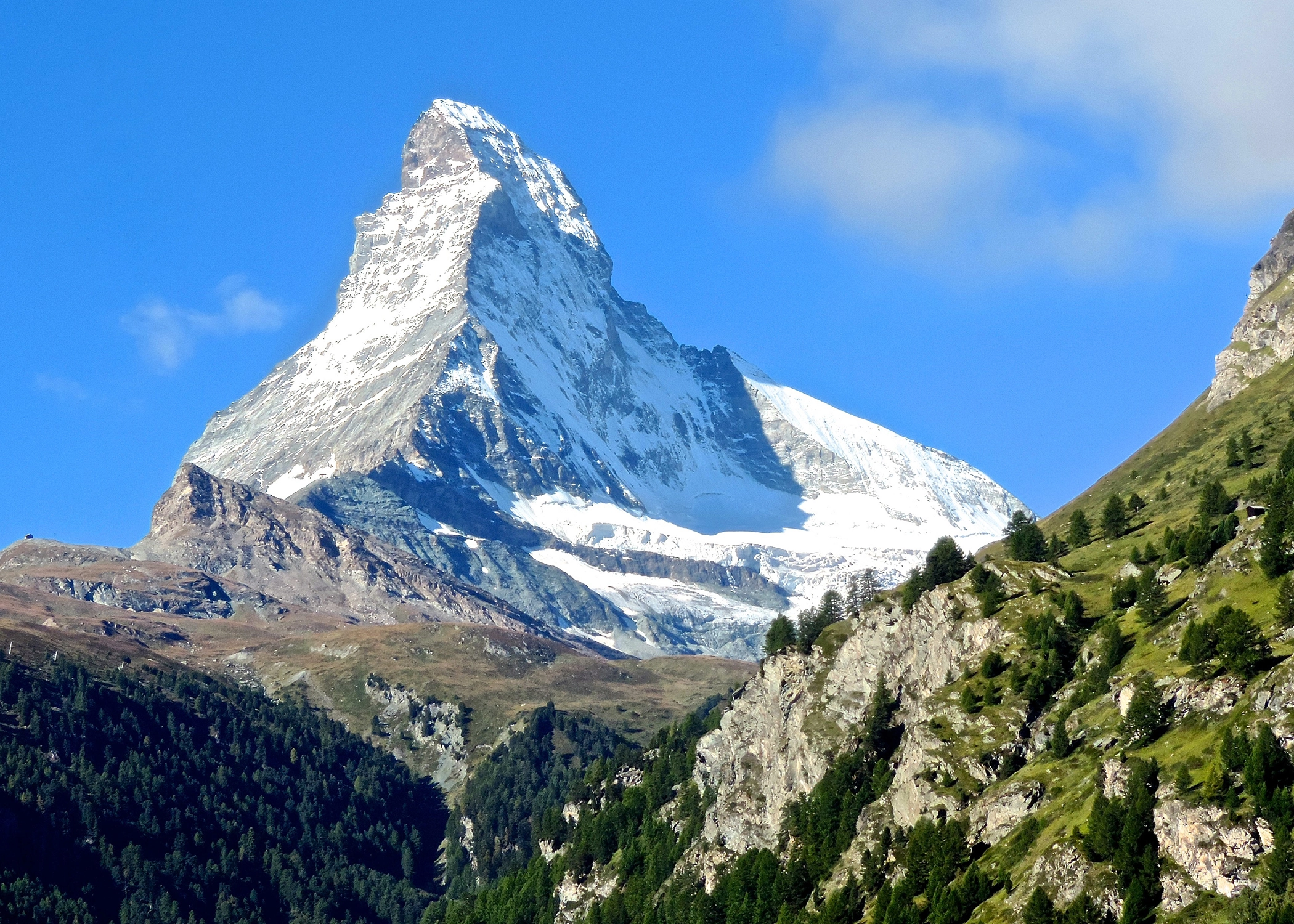 Alpine Lakes & Scenic Trains featuring a cruise on Lake Maggiore and scenic trains in Switzerland & Italy