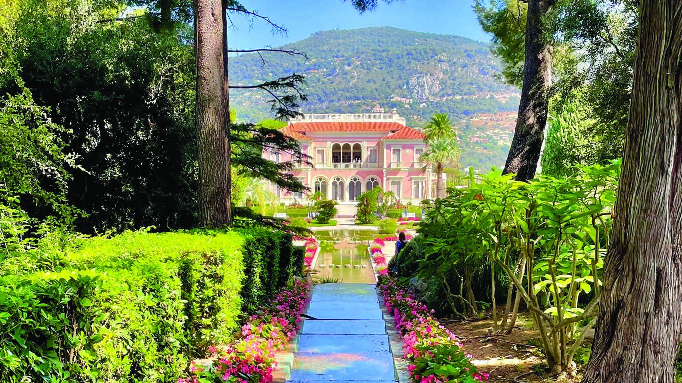 Spotlight on the French Riviera featuring Nice's Carnival and Menton Lemon Festival