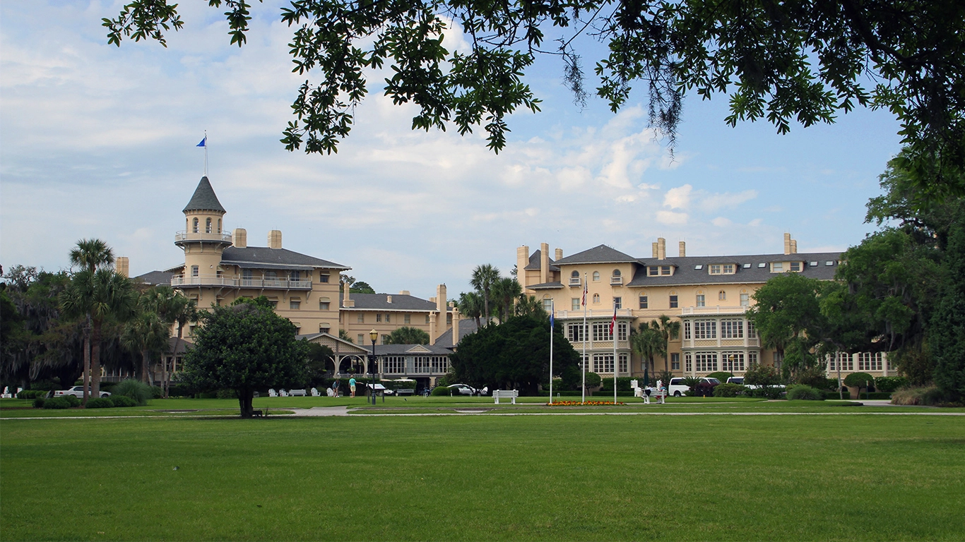 Southern Charm Holiday