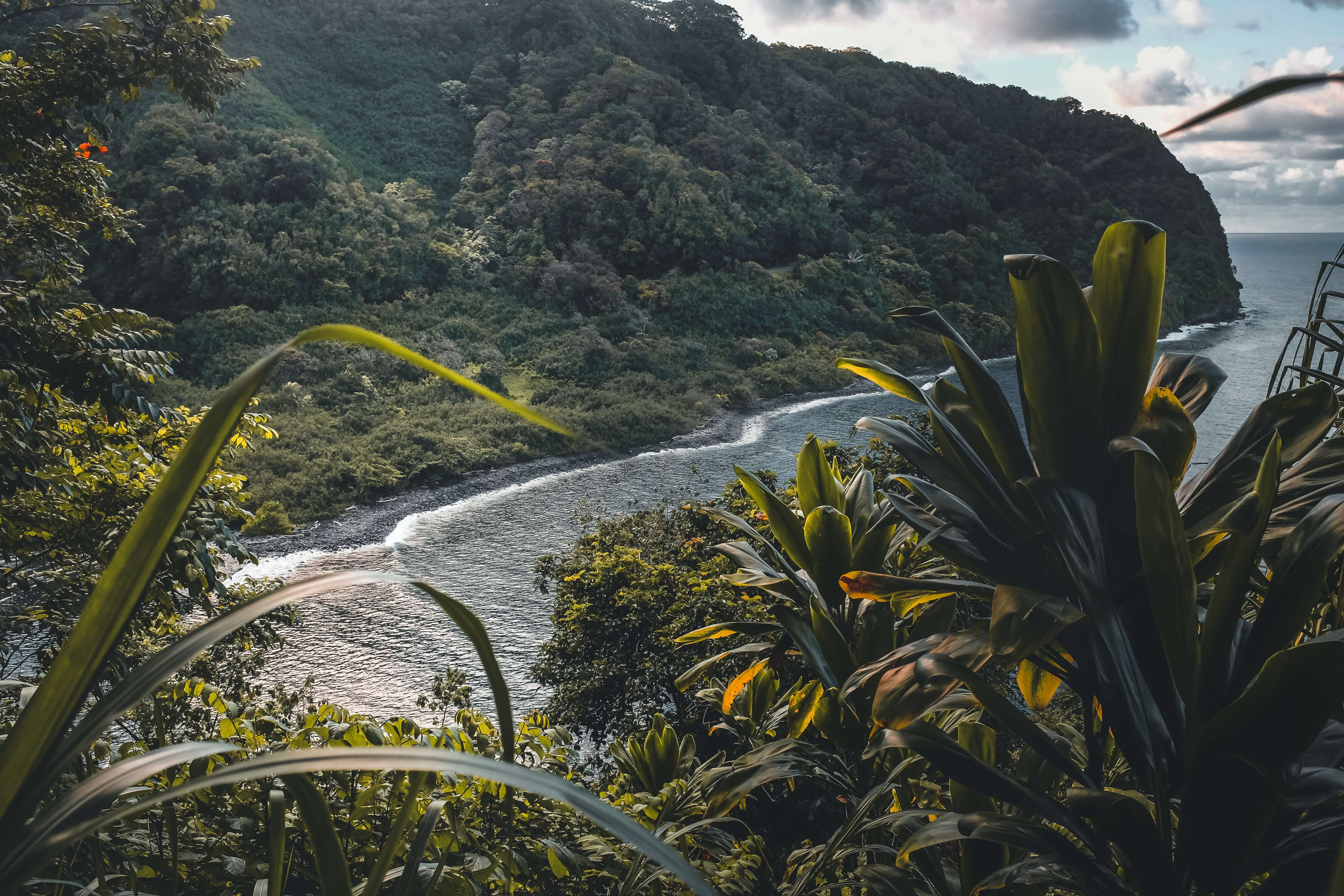 Grand Hawaiian Adventure  Four Islands featuring O'ahu, Big Island, Maui and Kauai