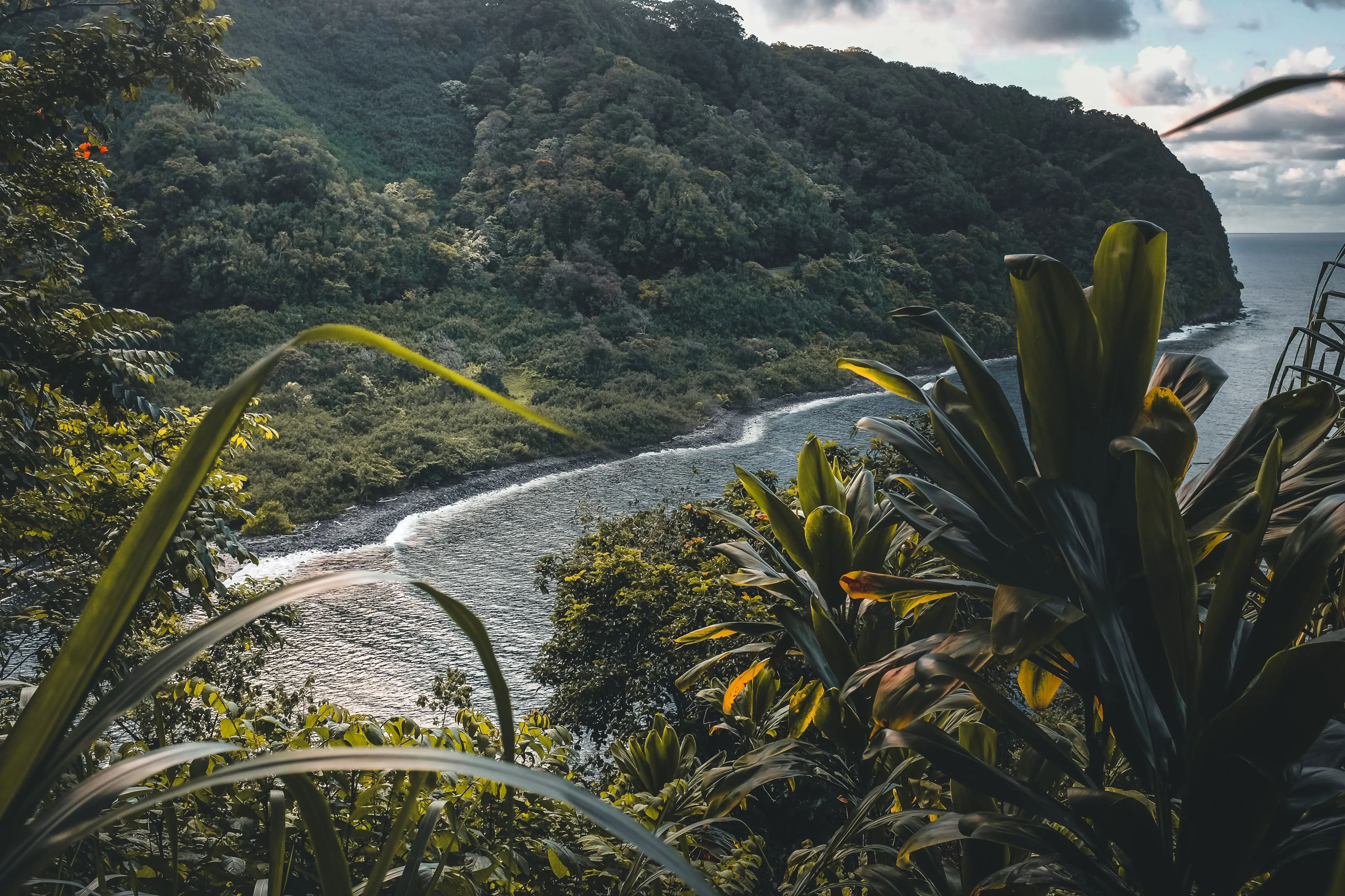 Grand Hawaiian Adventure  Four Islands featuring O'ahu, Big Island, Maui and Kauai