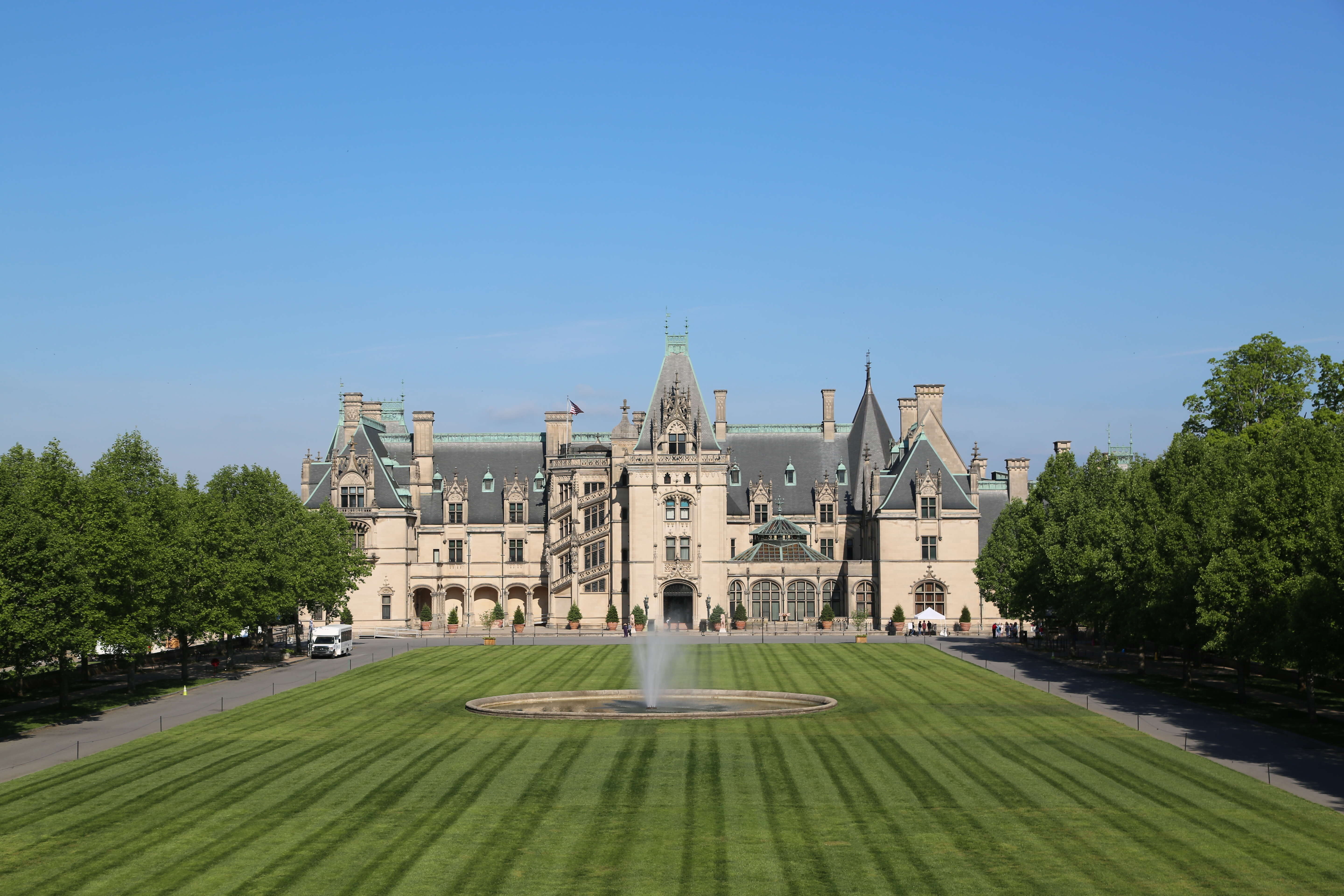 Nashville & the Smoky Mountains Holiday featuring Gatlinburg & Asheville