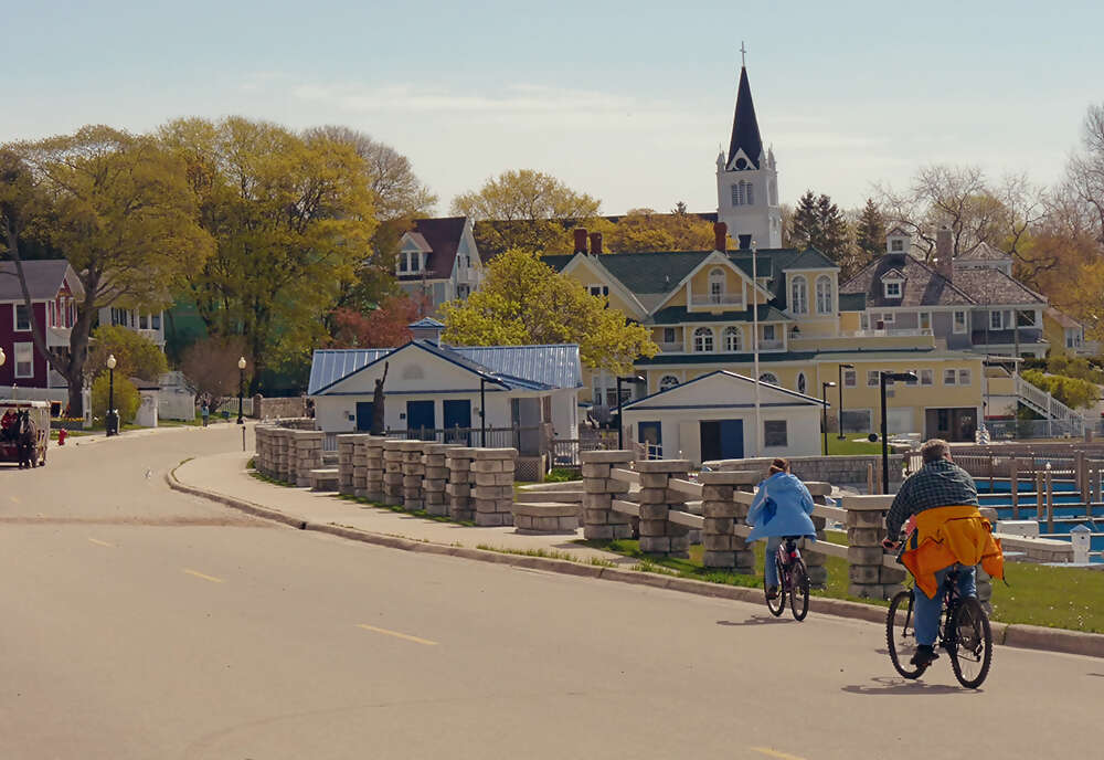 Mackinac Island featuring the Tulip Time Festival
