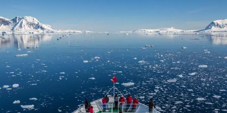 Quest for the Antarctic Circle