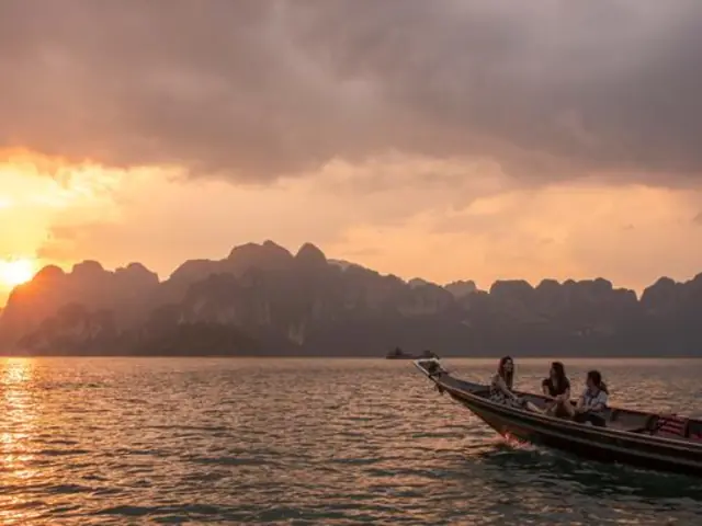 Southern Thailand Sojourn: Nightlife & National Parks