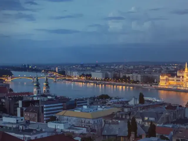 Rome to Budapest: Canals & Capitals