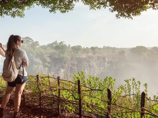 Cape Town to the Serengeti: Deserts & Wilderness