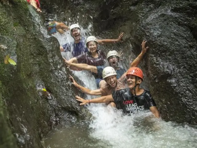 Costa Rica Quest