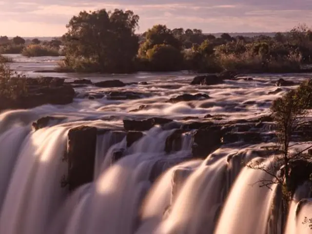 Johannesburg to Nairobi Overland: Waterfalls & Beaches