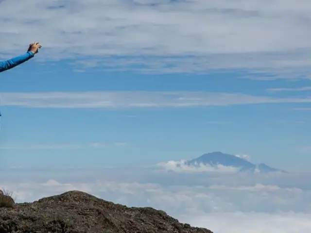 Kilimanjaro - Marangu Route & Serengeti Adventure