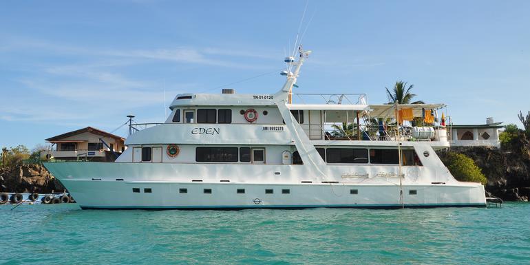 Complete Galápagos - Eden