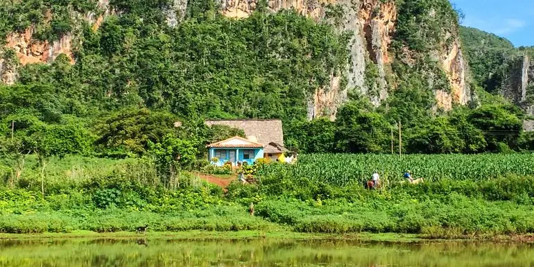 Biking Cuba
