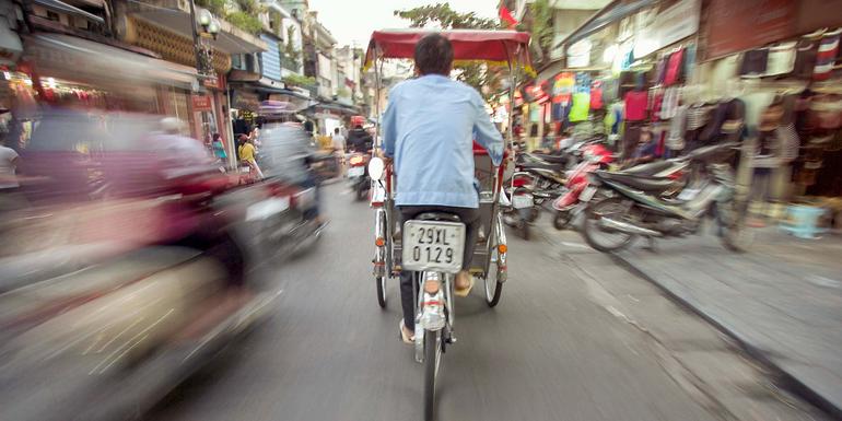 Ho Chi Minh City Day Tour: Cyclo Discovery (half day)