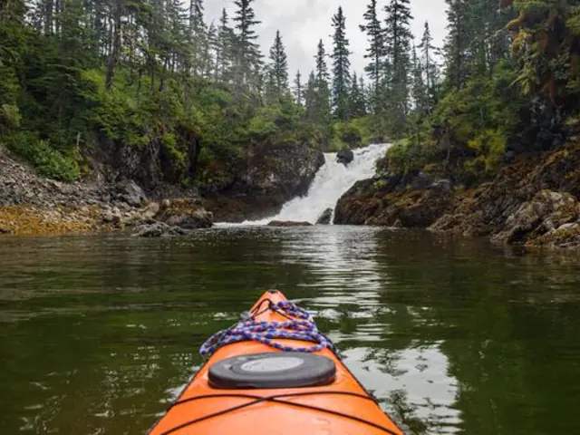 Hike Alaska: Valdez and Wrangell St Elias