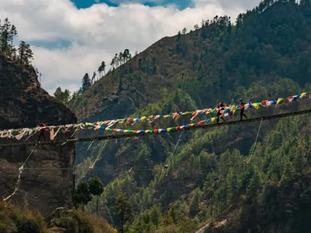 Nepal: Annapurna Hiking, Rafting and Chitwan National Park