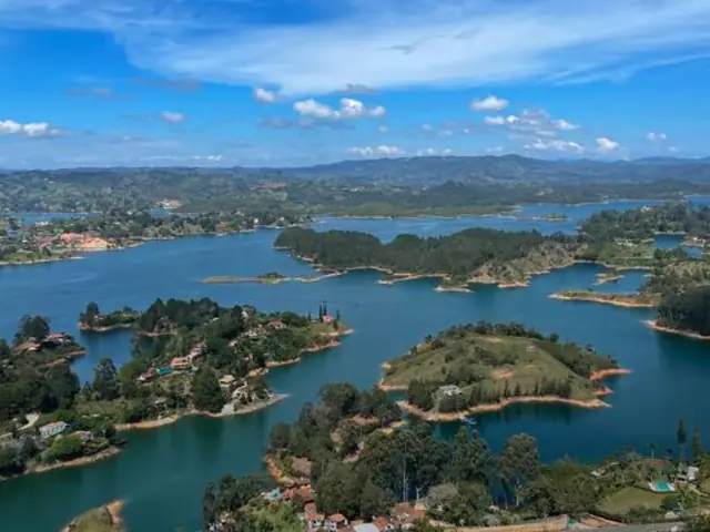 Colombia: Andean Vistas to Guatapé & the Caribbean