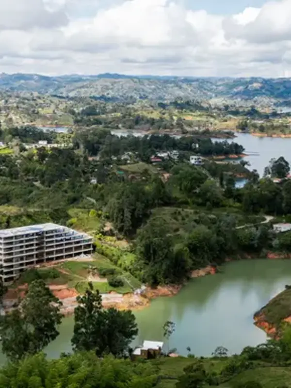 Colombia: Andean Vistas to Guatapé & the Caribbean
