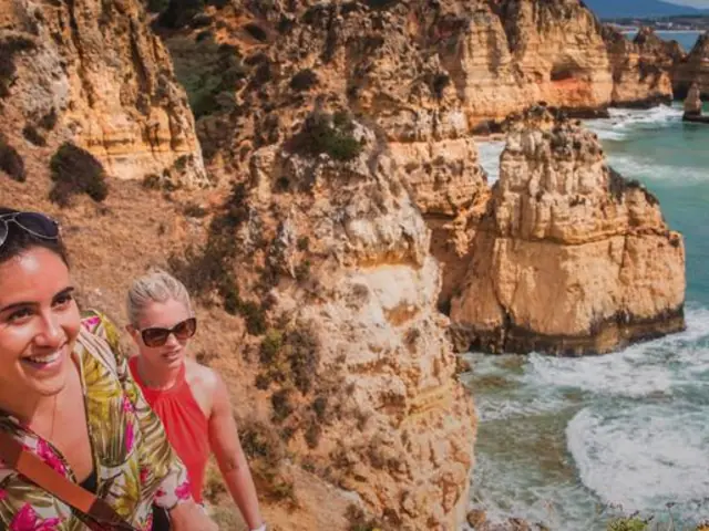 Portugal: Village Walks & the Douro Valley