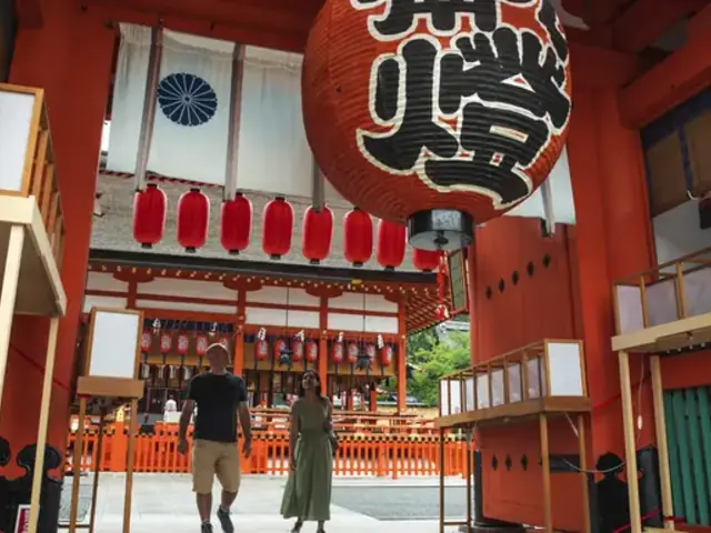 Active Japan: Kyoto & Okinawa Island Hopping
