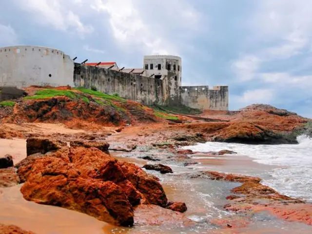 Ghana, Togo, & Benin: Castles, Coastlines and Voodoo Discoveries
