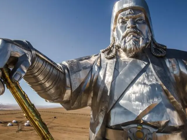 Mongolia: Naadam Festival