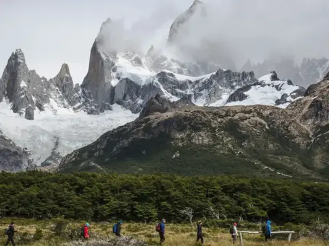 Patagonia: Turquoise Lakes & Torres del Paine