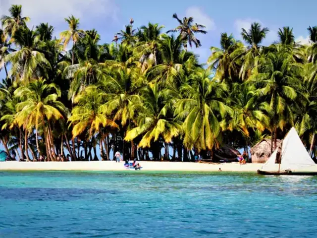 Panama: Craters, Coasts & Highland Mountains