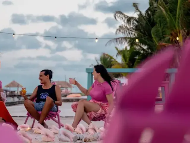 Belize Uncovered: Reefs, Ruins & Reggae