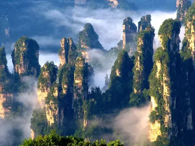 Journeys: Iconic China