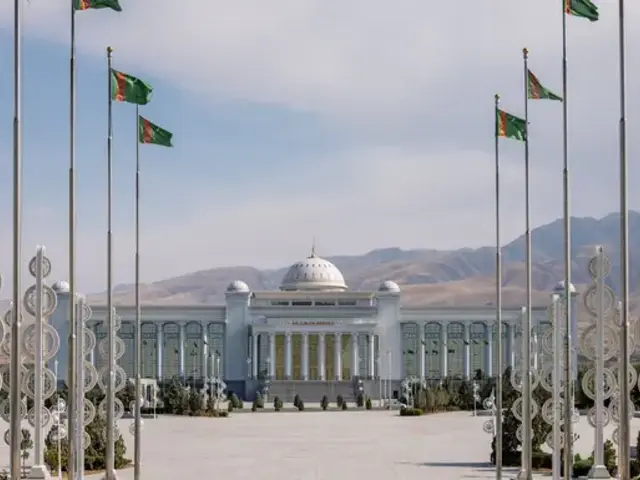 Journeys: Stories of Uzbekistan & Turkmenistan