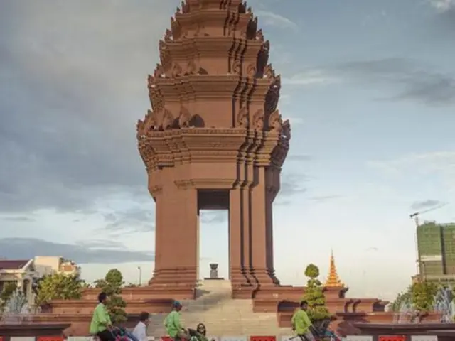 Cambodia Adventure: Phnom Penh & Siem Reap Hangouts