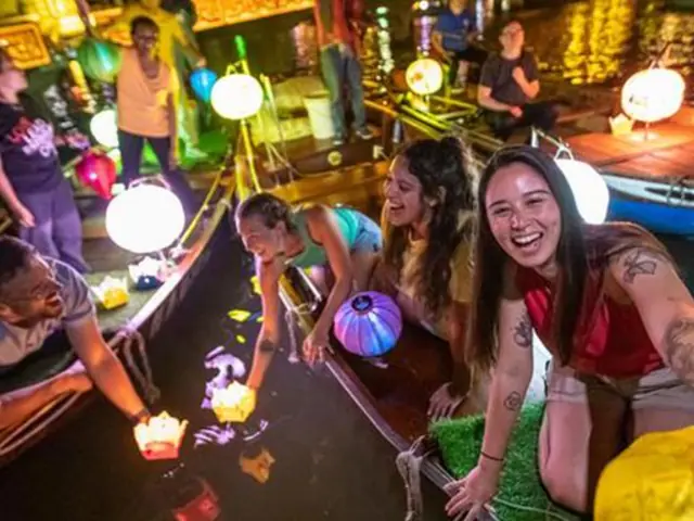 Vietnam to Cambodia: Ho Chi Minh City, Siem Reap & Beach Bars