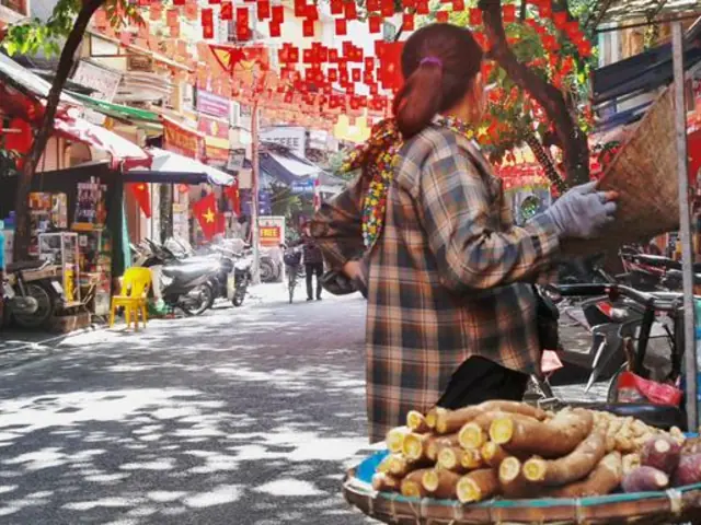 Vietnam to Cambodia: Hanoi Hostels, Beaches & Ancient Ruins