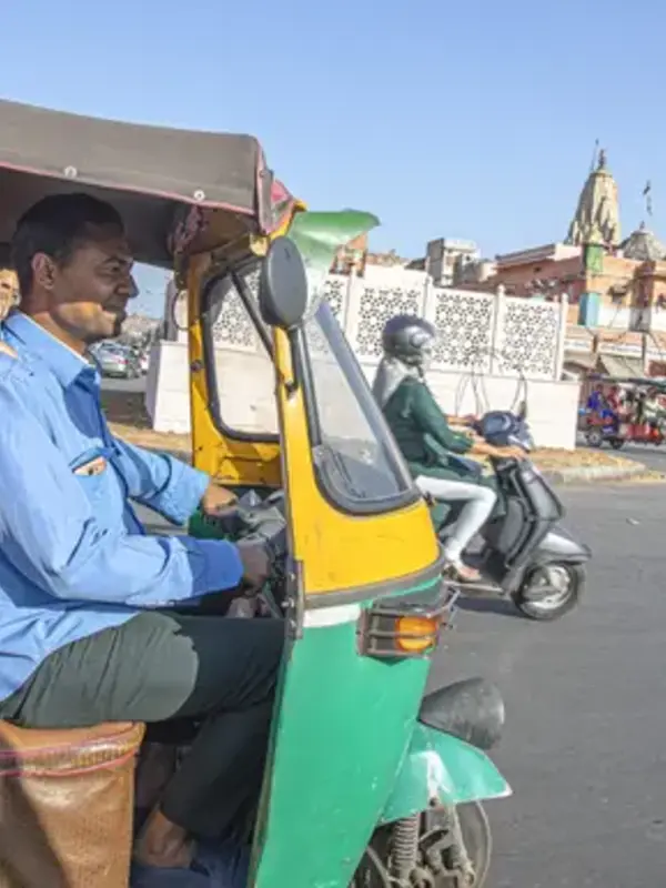 India Discovery: Golden Triangle & Himalayan Highlights