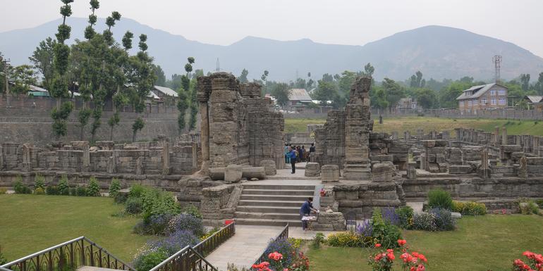 Golden Triangle & Kashmir Horizons